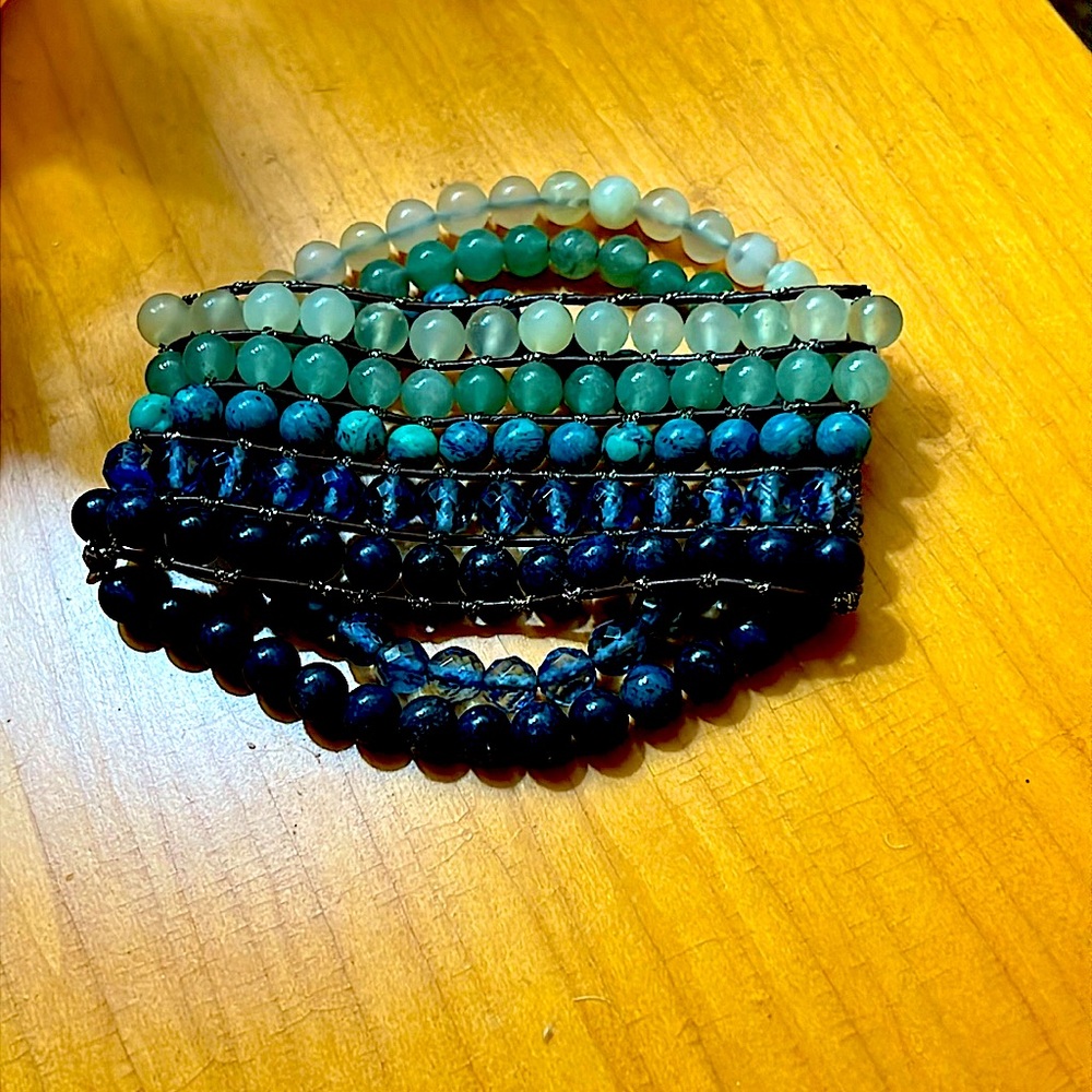 Blue/green stretchy beaded Bracelet